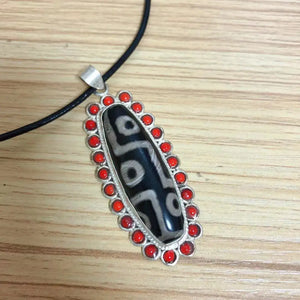 Ethnic Tibetan Silver Dzi Bead Pendant Necklace Nepal Jewelry