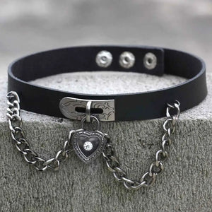 Vintage PU Leather Heart Choker Necklace Women Goth Jewelry