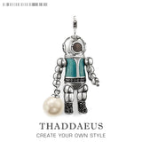 Aquanaut Diver Aliens Pendant - 2019 Jewelry Europe Bijoux Accessories