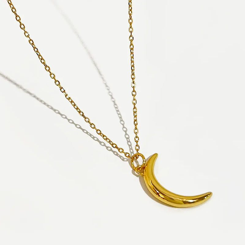 Peri'sBox Small Moon Pendant Necklaces 925 Sterling Silver