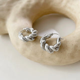Minimalist Twisted Hoop Earring for Women Gold/Silver Zinc Alloy Huggie Earrings