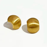 Peri'sBox Vintage French Brushed C-Shaped Stud Earrings in Gold/Silver
