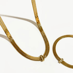 Peri'sbox 18K Pvd Plated Chunky Chain Necklace with Cz Bar Charm