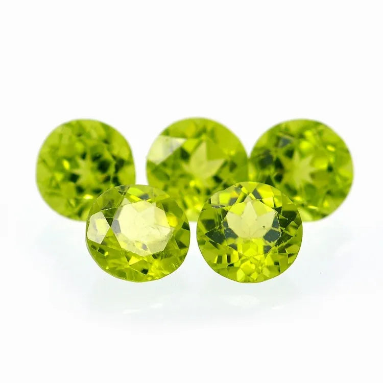 Peridot 7 mm Round Cut Gemstone