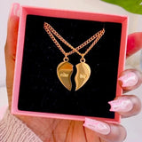 Personalized Broken Heart Necklace 2 Couples Nameplate