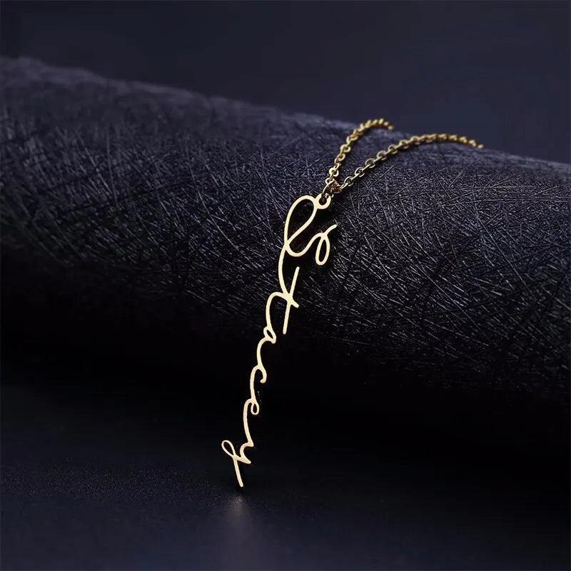 Personalized Cursive Vertical Name Choker Necklace