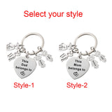 Family Keychain - Dad & Mom Heart Keyring - Engraved Child Name - Kids Name Gift