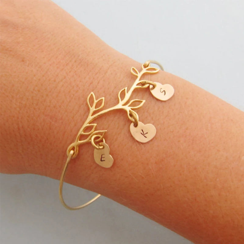 Personalized Family Tree Bracelet with Initial Heart Charms - Gift For Mom