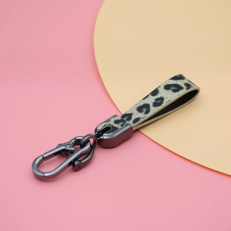 Leopard Print Key Chain for Women Unisex Car Keychain Accessories