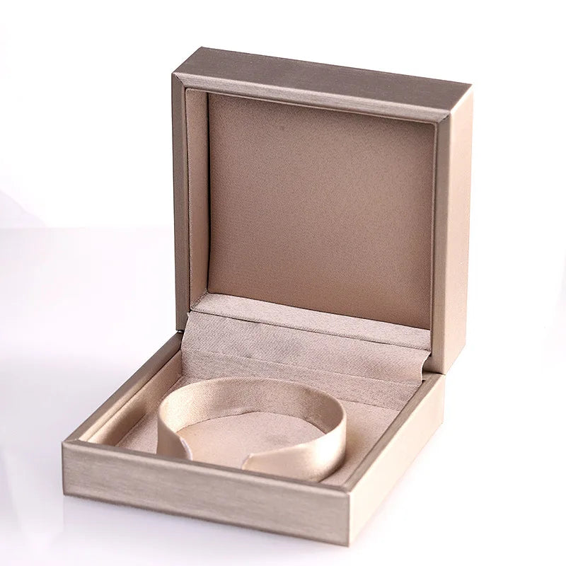 Silver Metal Brushed PU Jewelry Box - High Quality