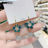Retro Flower Drop Earrings for Women PD801