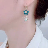 Retro Flower Drop Earrings for Women PD801