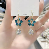 Retro Flower Drop Earrings for Women PD801