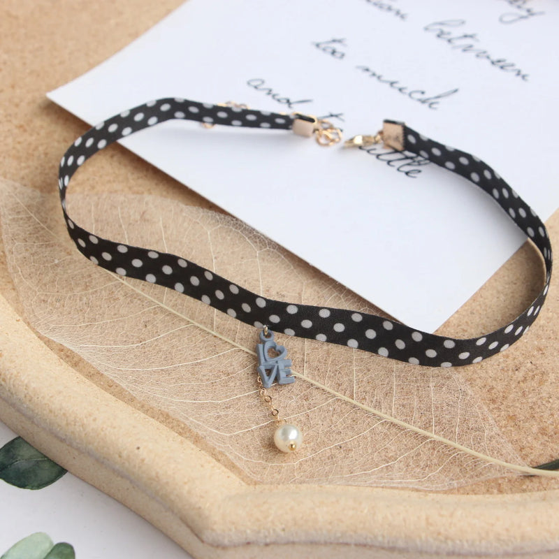 Girl Short Lace Clavicle Chain Pearl Flower Choker Necklace