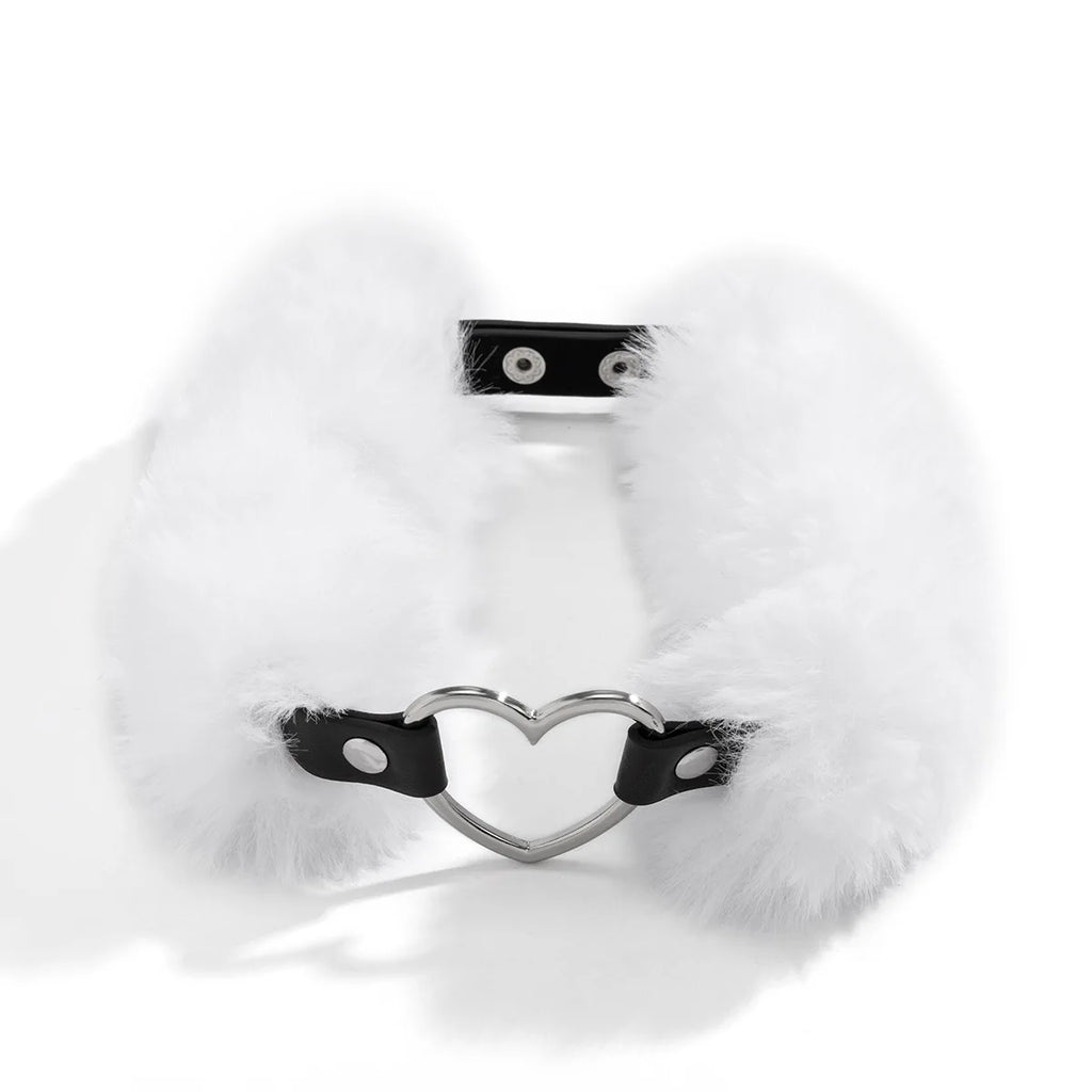 Heart Choker Necklace Women Short Chain Vintage Jewelry