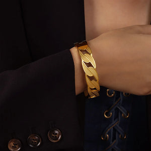 Chunky Heavy Metal Cuff Bangle for Women Jewelry