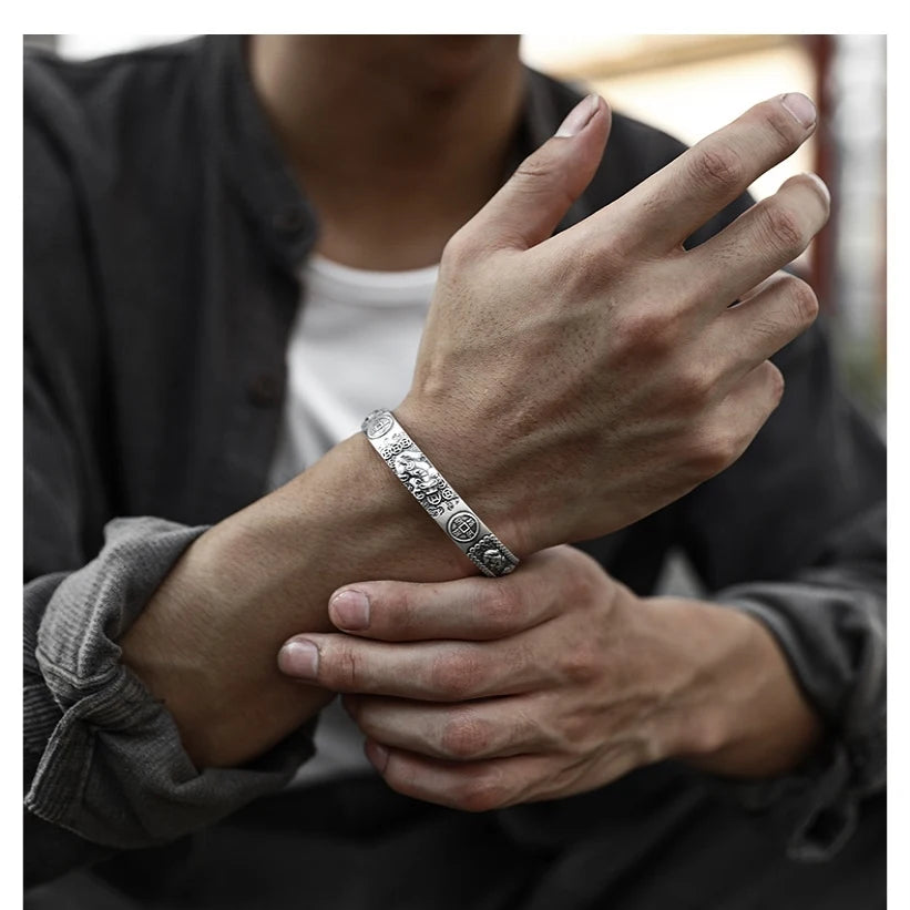 Punk Silver Retro pixiu Pattern Bracelets for Women Men