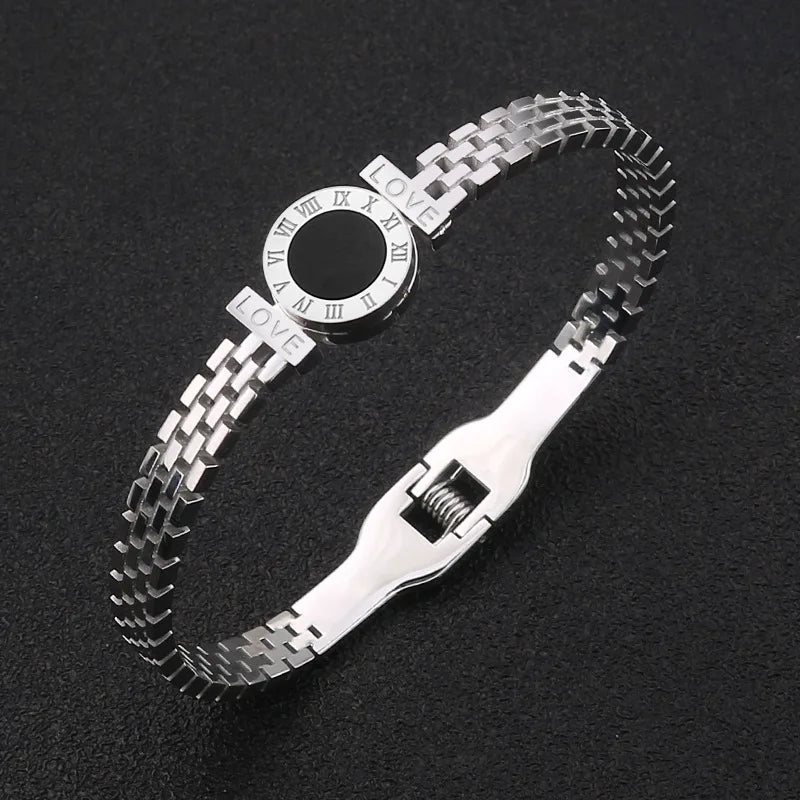 BT813 Round Love Titanium Stainless Steel Cuff Bracelet