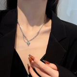 NC739 Heart Stitching Pendant Necklace