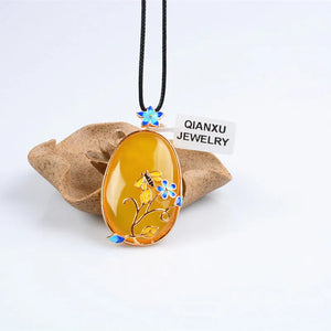 Chalcedony Dpopwater Necklace Pendant 925 Sliver Hand Carved