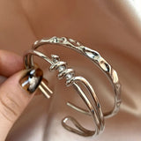Minimalist Silver Charm Bracelet Glossy Surface Winding Lines Bangle