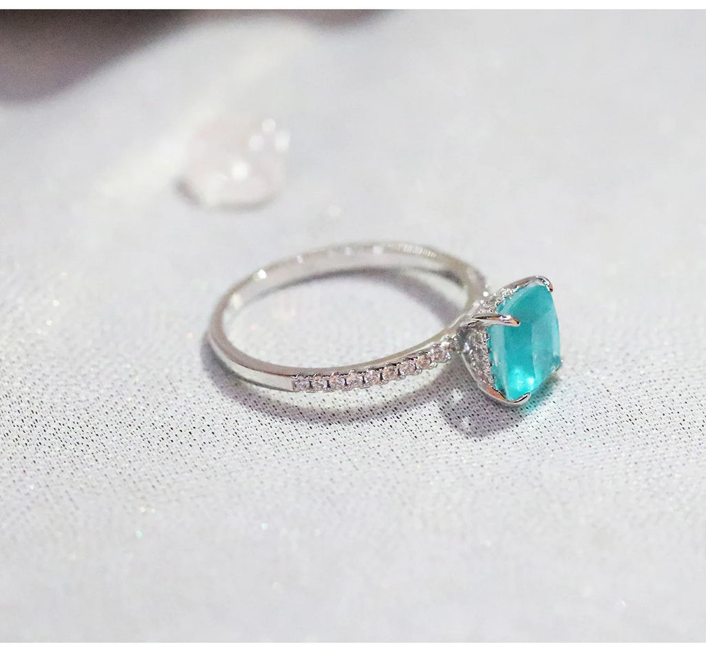 Charms Wedding Rings For Women Paraiba Lab Emerald Tourmaline Stone Party Silver