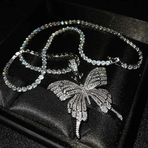 Sparkling Big Butterfly Pendant Necklace