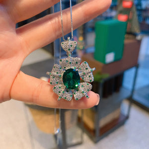 Charming Silver Pendant Necklace with High Red Lab Emerald Crystal