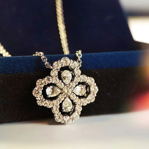 Vintage Hollow Out Flower Pendant Necklace for Ladies