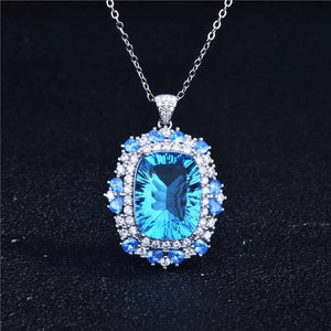 Vintage Silver Choker Necklace with Rectangular CZ Pendant for Women