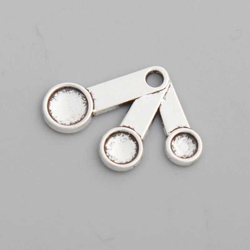 Antique Silver Kitchen Measuring Spoon Charms 100pcs