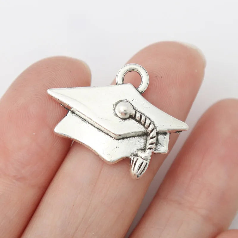Vintage Graduation Hat Charms For School Students 20*25mm 100pcs AAC1559