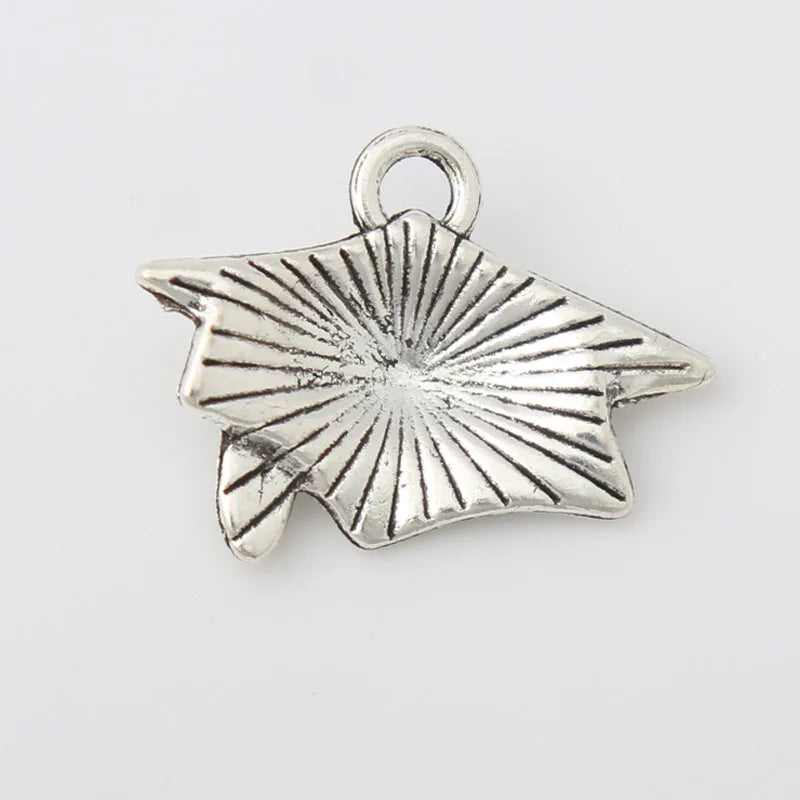 Vintage Graduation Hat Charms For School Students 20*25mm 100pcs AAC1559