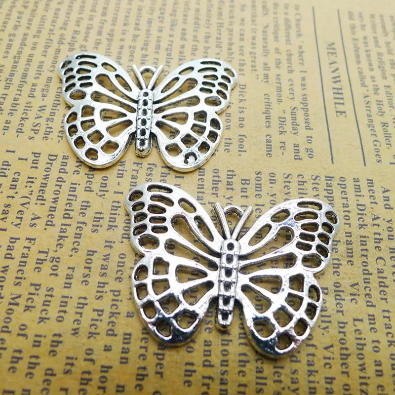 Antique Silver Butterfly Charms Insect Charms For Kids 29*40mm