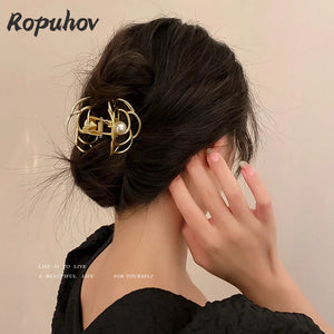 Retro Pearl Camellia Clip Metal Female Back Hair Hairpin