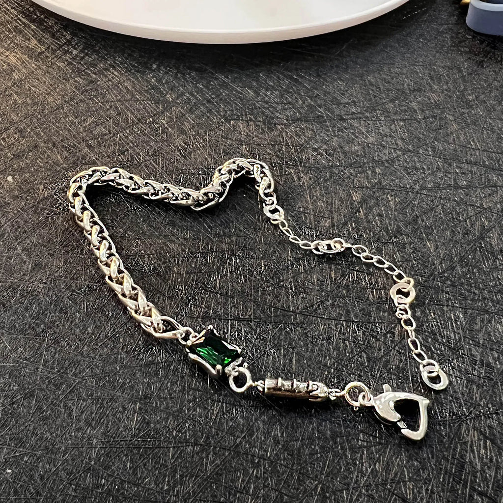 Vintage Thai Silver Square Lab Emerald Diamond Bracelet Charm Women's Hand Jewel