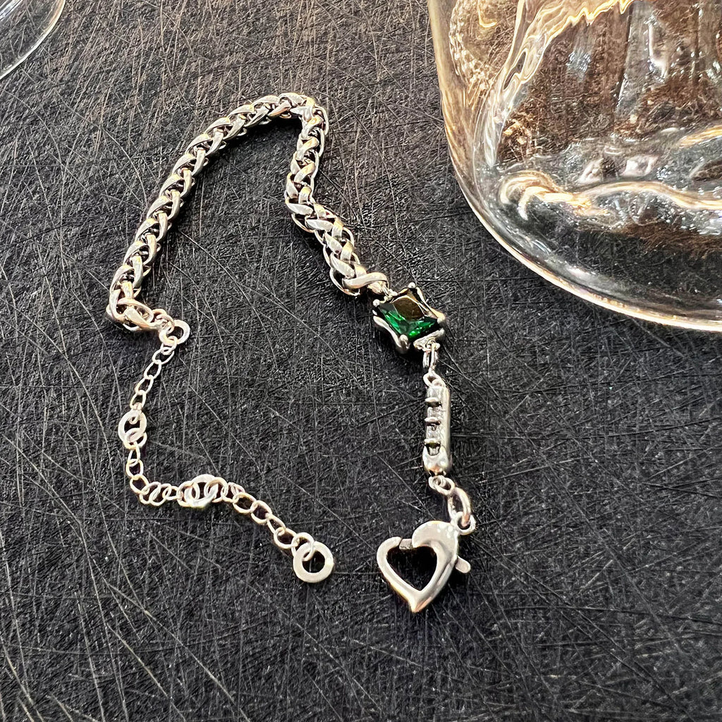 Vintage Thai Silver Square Lab Emerald Diamond Bracelet Charm Women's Hand Jewel