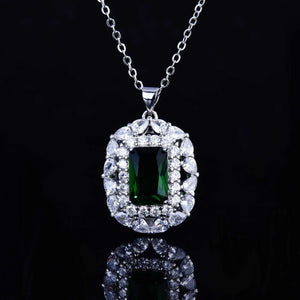 Retro Emerald Stone Pendant Necklace Crystal Drop