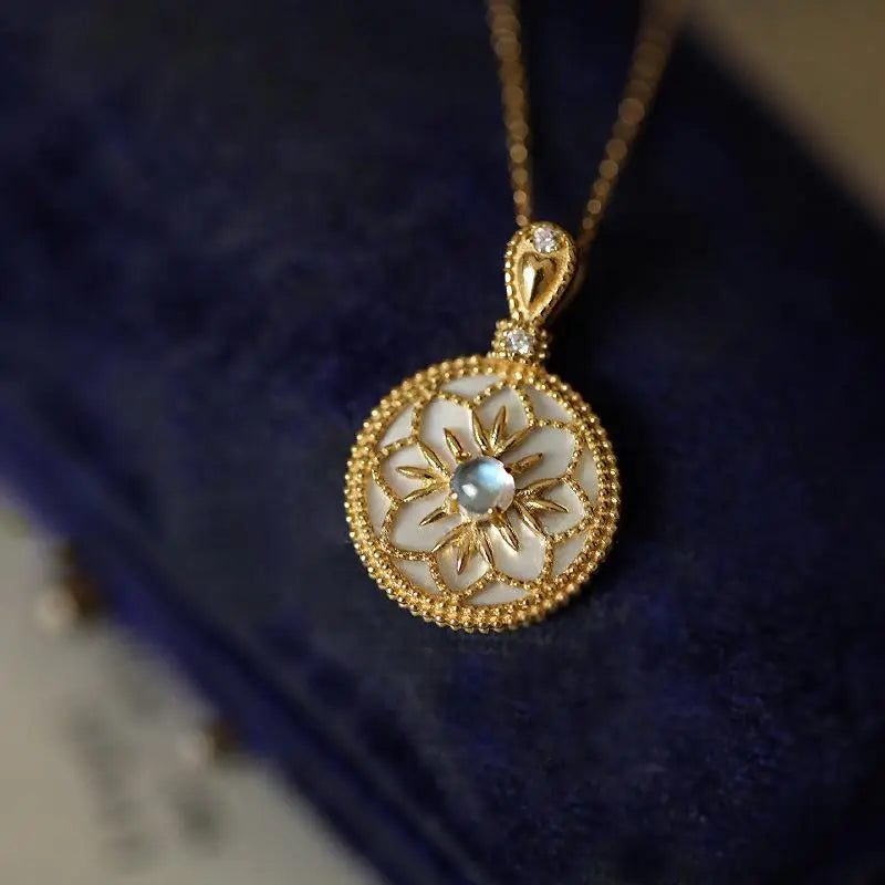 925 Silver Shell Moonstone Pendant Necklace 20K Yellow Plating Jewelry