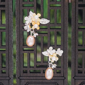 925 Silver Asymmetric Freshwater Pearls Osmanthus Flowers Stud Earrings