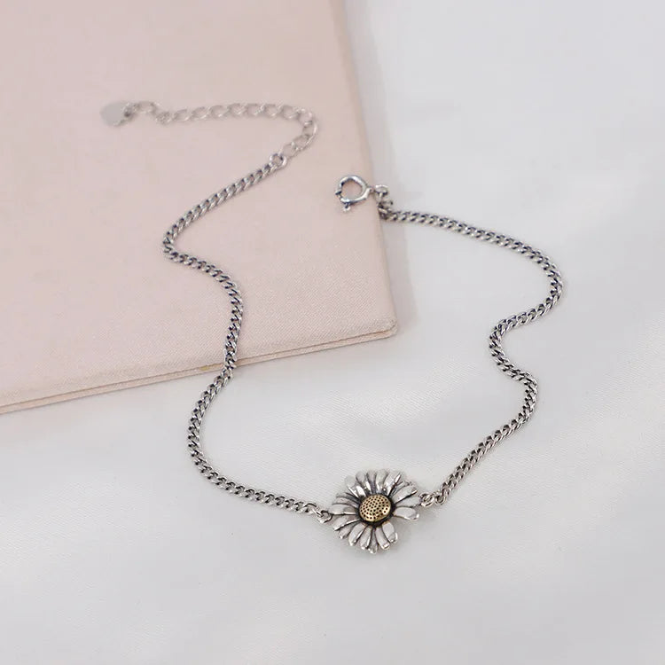 925 Silver Daisy Pendant Anklet - Statement Female Anklet