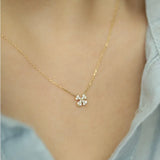 925 Silver Zircon Lucky Grass Pendant Necklace Women Wedding Party S925 Jewelry
