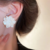 Silver Needle Mermaid Ji Pearl Flower Earrings for Women