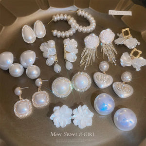 Silver Needle Mermaid Ji Pearl Flower Earrings for Women