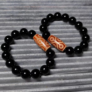 Red/White Fire Offering 9 Eyes Agate Dzi Bracelet