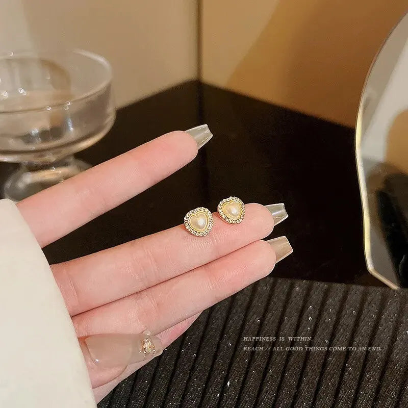 Baroque Heart Pearl Earrings Women Needle Small Sense Earrings Ear Stud