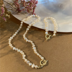 Baroque Shape Freshwater Pearl Clavicle Chain Necklace