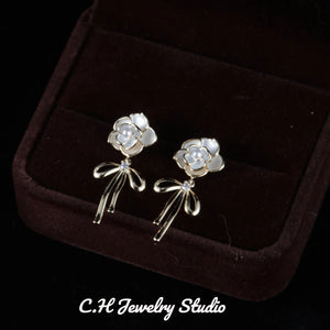 Retro Camellia Bow Earrings 18K Plated Drop Earrings for Women