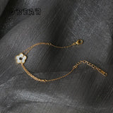 Retro Daisy Flower Bracelet 18k Plated Stainless Steel