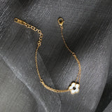 Retro Daisy Flower Bracelet 18k Plated Stainless Steel